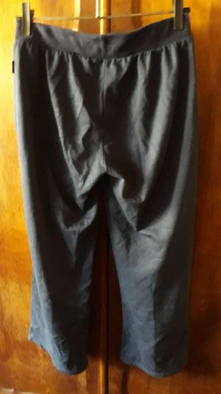 SPECIAL: LADIES: BLUE LONG PANTS - MAKE: NO MAKE - SIZE: NO SIZE