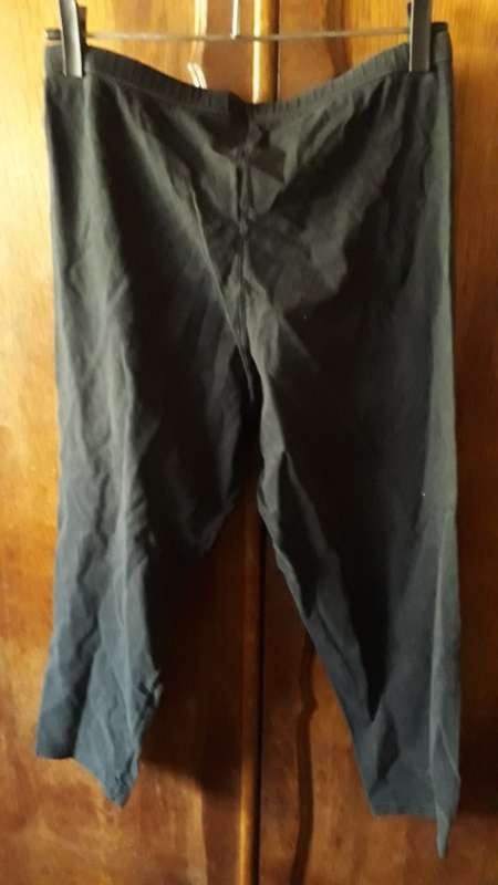 SPECIAL: LADIES: BLACK LONG PANTS - MAKE: NO MAKE - SIZE: NO SIZE