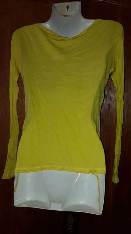 SPECIAL! LADIES: YELLOW TOP - MAKE: NO MAKE - SIZE: NO SIZE