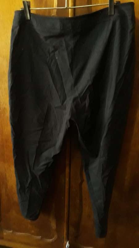SPECIAL! LADIES: BLACK LONG PANTS - MAKE: WOOLWORTHS - SIZE: 20