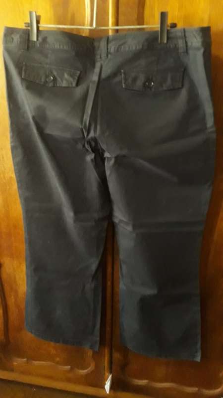 LADIES: BLACK LONG PANTS - MAKE: WOOLWORTHS - SIZE: 18