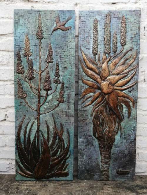 Aloe Design Garden Plaques - Bronze Finish - Set Of 2 - Weatherproof