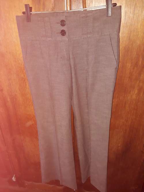 LADIES: BROWN PANTS - MAKE: INSYNC - SIZE: 34