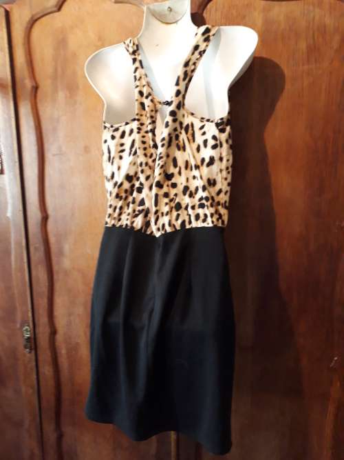 LADIES: MULTI COLORED DRESS - MAKE: JAY JAYS - SIZE: SMALL