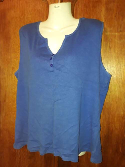 LADIES: BLUE TOP  - MAKE: JASON MAXWELL - SIZE: XL