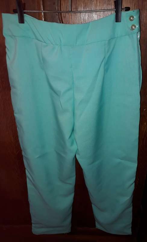 COVID 19 SPECIAL! LADIES: BLUE  PANTS - MAKE: NO MAKE - SIZE: NO SIZE