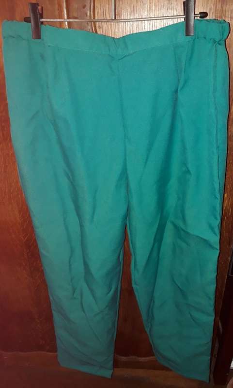 COVID 19 SPECIAL! LADIES: BLUE PANTS - MAKE: NO MAKE - SIZE: NO SIZE