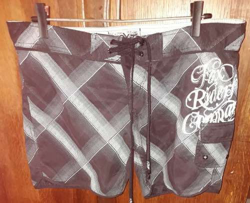 COVID 19 SPECIAL! LADIES/MENS: MULTI COLOR SHORTS - MAKE: FOX - SIZE: XXL