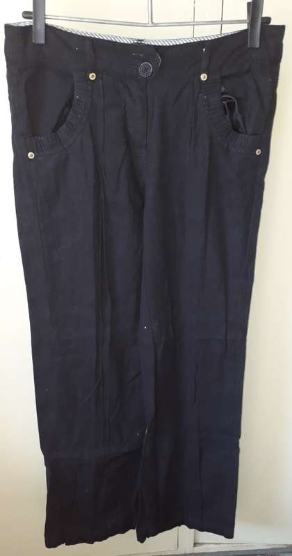 LADIES: BLACK PANTS - MAKE: INSYNC FORMAL - SIZE: 34
