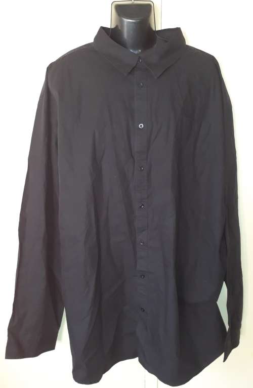 MENS: BLACK SHIRT - MAKE: LXL - SIZE: 4XL