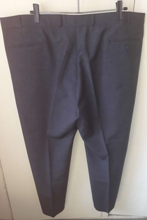 MENS: GREY PANTS - MAKE: DANIE'S - SIZE: 44-112CM