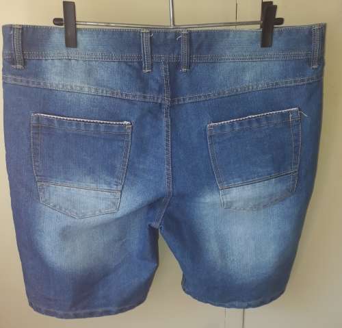 MENSLADIES BLUE JEANS SHORTS - MAKE ALCOTT and CO - SIZE 54