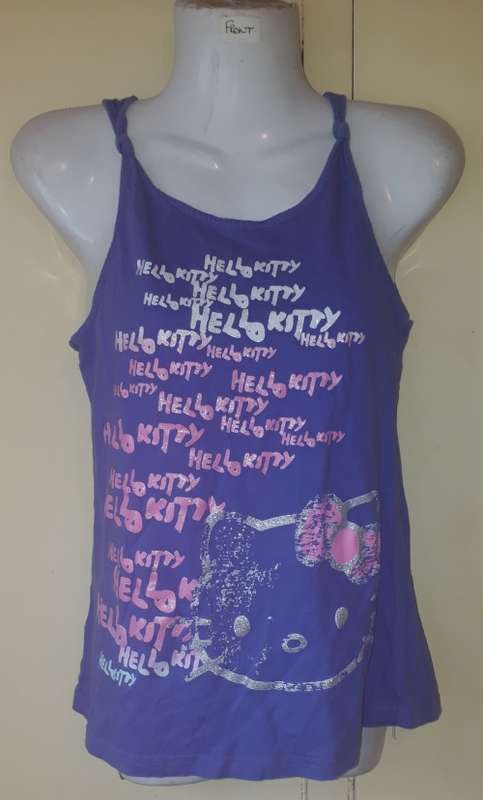 GIRLS: PURPLE TOP - MAKE: WOOLWORTHS HELLO KITTY - SIZE: AGE 13-14 H 162-165CM, B 82CM