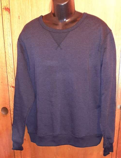 MENS - DARK BLUE SWEATER TOP - MAKE - REAL CLOTHING - SIZE - XL