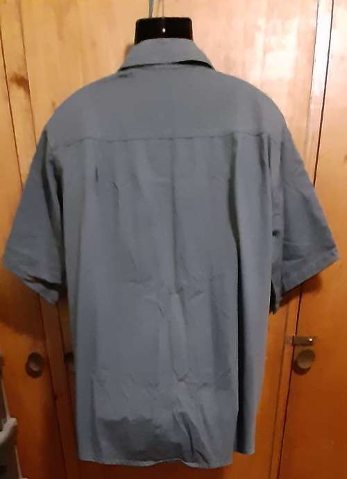 MENS - DARK GREY SHIRT - MAKE - JIM GREEN - SIZE - NO SIZE