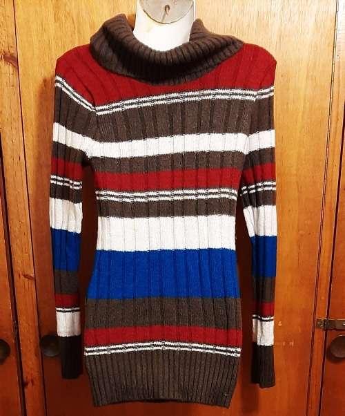 LADIES - MULTI COLORED JERSEY - MAKE - MOZAIC - SIZE - S