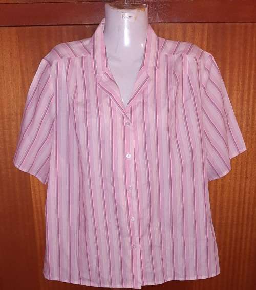 LADIES - PINK MULTI COLORED SHIRT - MAKE - PRINCESS - SIZE - 20 BUST 107CM