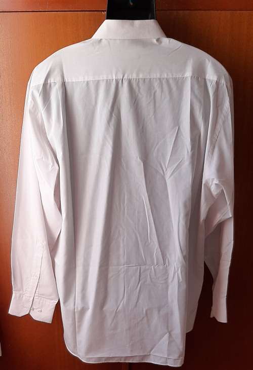 MENS - WHITE SHIRT - MAKE - WOOLWORTHS - SIZE - 17 HALF-44