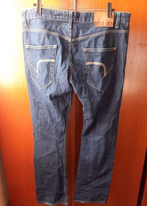 MENS - BLUE JEANS - MAKE - RJ BOOTLEG - SIZE - 38