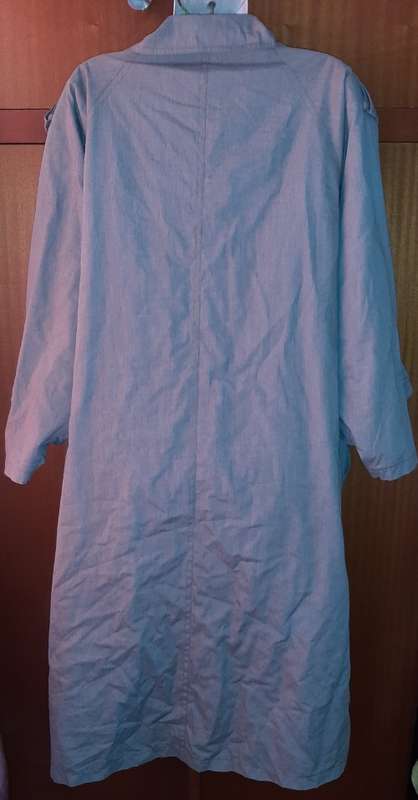 LADIES - LONG BROWN COAT - MAKE - NO MAKE - SIZE - 44