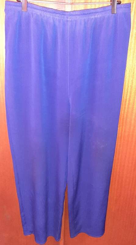 LADIES - BLUE PANTS - MAKE - NINE 2 NINE - SIZE - 40-102