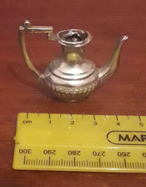 MINIATURE TEA SET WITH TRAY