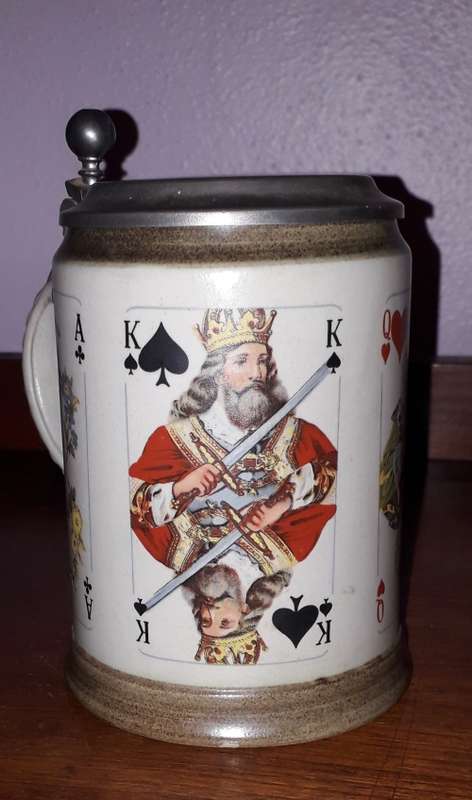 VINTAGE MARZI AND REMI STONEWARE LIDDED 0.5L BEER STEIN PLAYING CARDS MUG