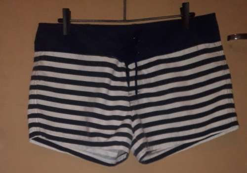 LADIES - BLUE AND WHITE SHORTS - MAKE - FOSCHINI - SIZE - 14