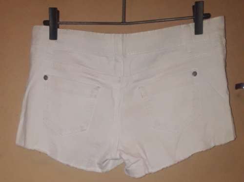 Ladies - Short White Shorts - Make - Re - Size - 34