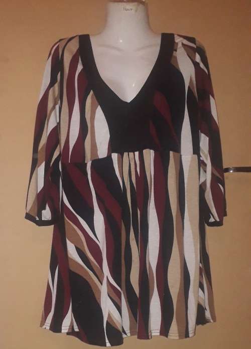 Ladies - Multicolored Top - Make - No Make - Size - No Size