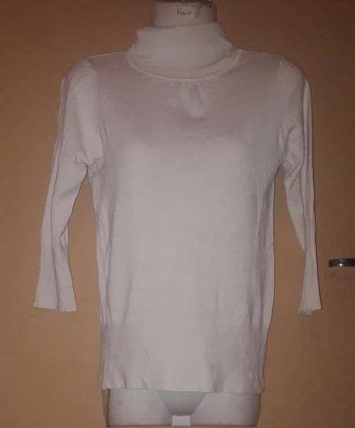 Special! Ladies - White Polarneck Top - Make - Kelso - Size - 10