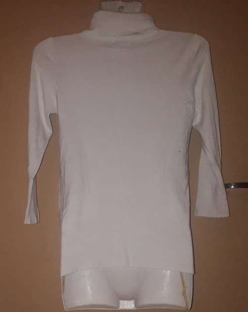 Special! Ladies - White Polarneck Top - Make - Kelso - Size - 10