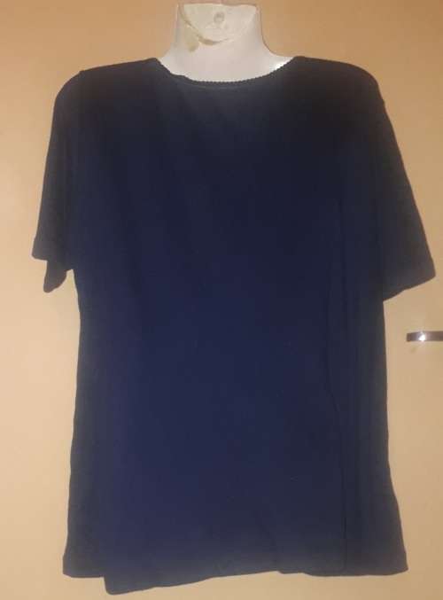 Ladies - Navy Blue Top - Make - No make - Size - 4xl