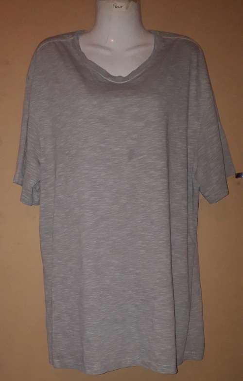 Ladies - Grey Top - Make - No Make - Size - No Size