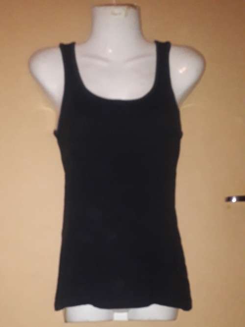 Special!! Ladies - Black Top - Make - Oakridge - Size - 8