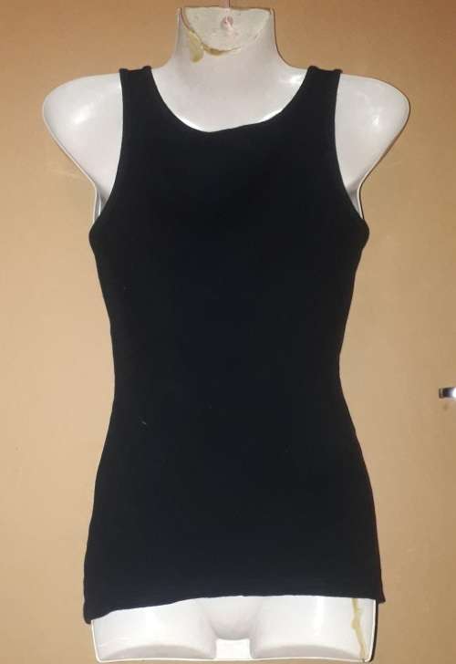 Special!! Ladies - Black Top - Make - Oakridge - Size - 8