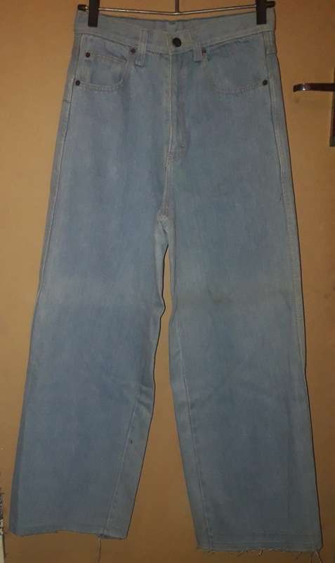 Ladies - Blue jeans- Make - Ghetto Streetwise - Size - 28