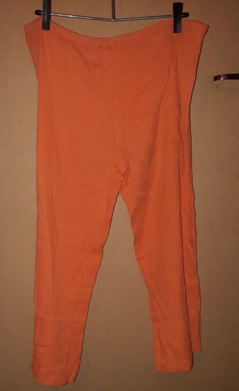 Ladies - Orange Pants- Make - Kelso - Size - M