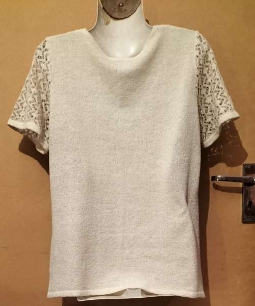 Ladies - White Blouse - Make - Romy Collection - Size - L