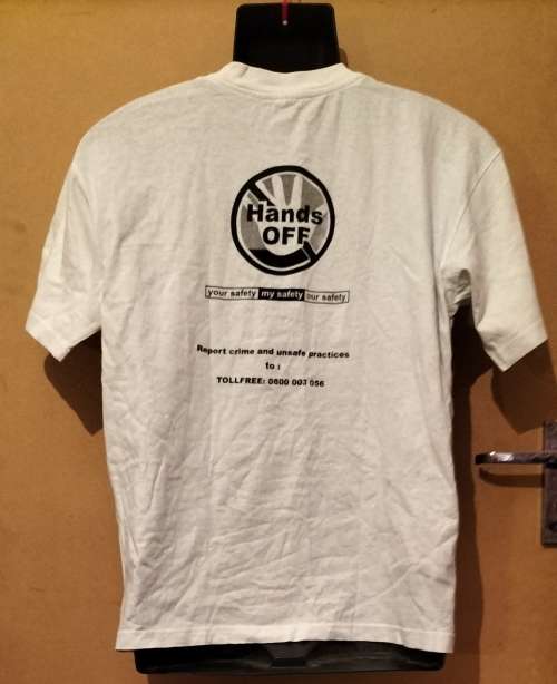 Mens - White T-Shirt - Make - no make - Size - L