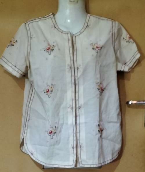 Ladies - White Blouse - Make - Daffodil - Size - no size