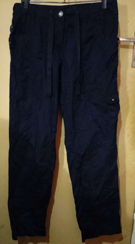 Ladies - Dark Blue Pants - Make - Woolworths - Size - 12