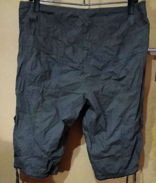 Ladies - Olive Green Shorts - Make - Dalia Collection - Size - 8