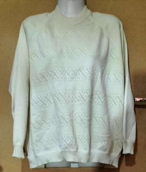 Ladies - Thin Light Yellow Jersey  - Make - no name - Size - 44