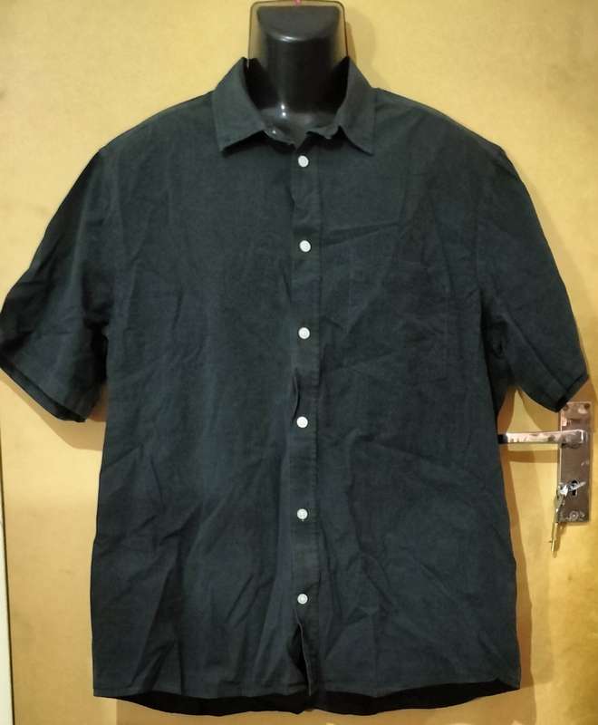 Mens - Black Shirt - Make - HM - Size - XL