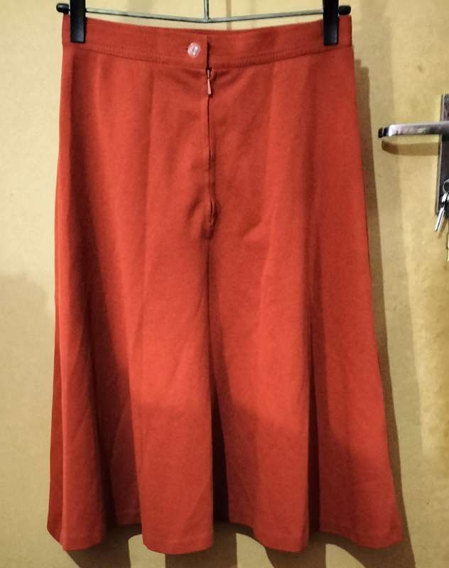 Ladies - Brown Skirt - Make - Donna - Size - 34cm-92cm