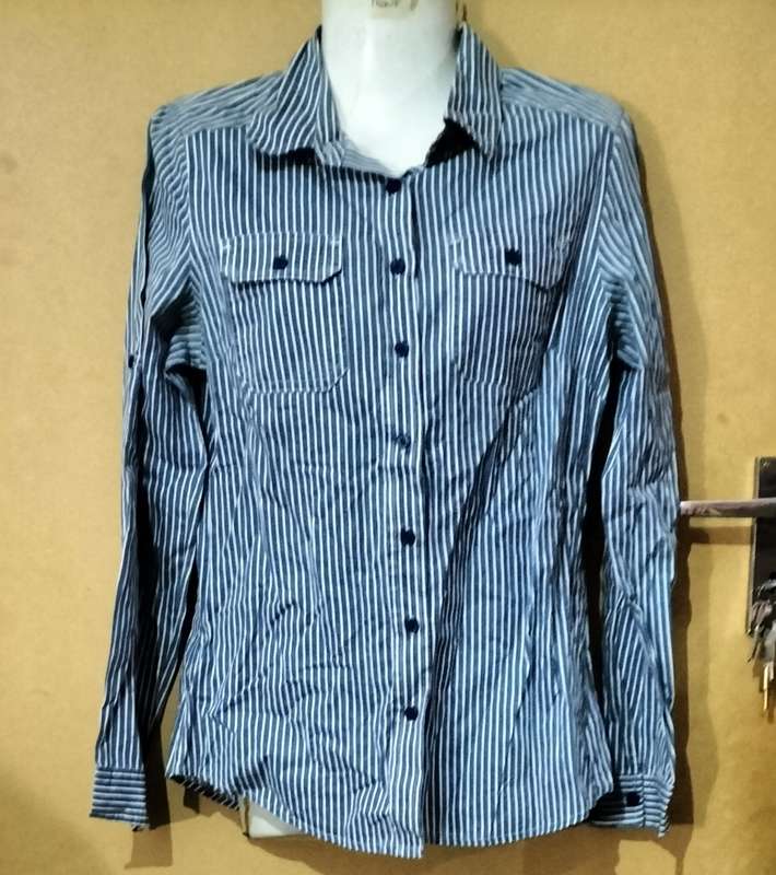 Ladies - Blue & White Blouse - Make - Trail - Size - M