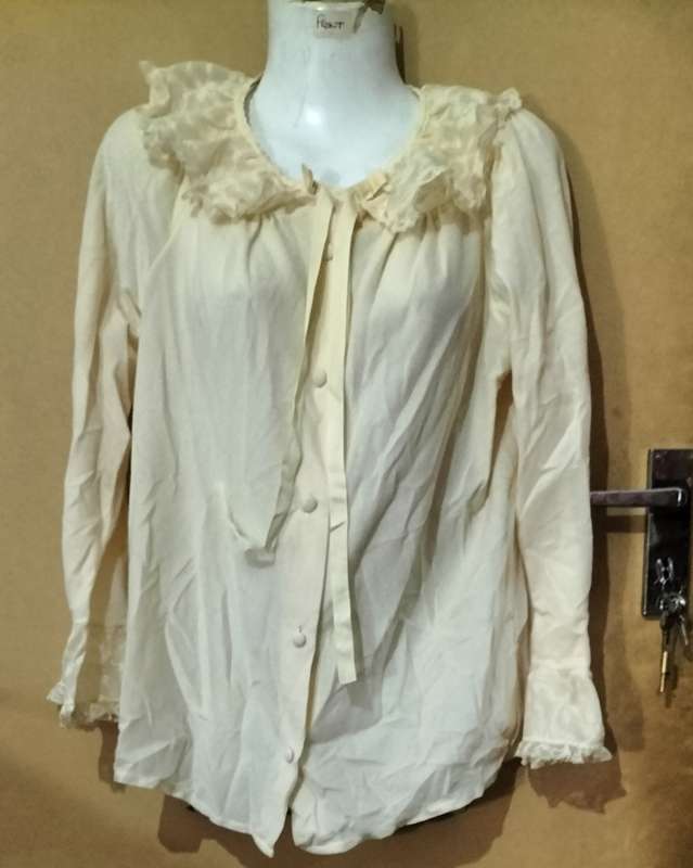 Ladies - Light Yellow Blouse - Make - Princess - Size - M to fit bust92-97cm