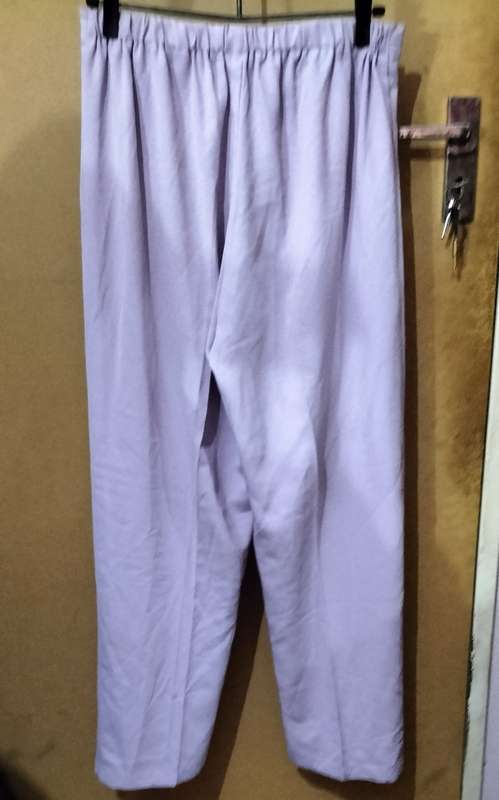 Ladies - Light Purple Pants - Make - no make - Size - no size