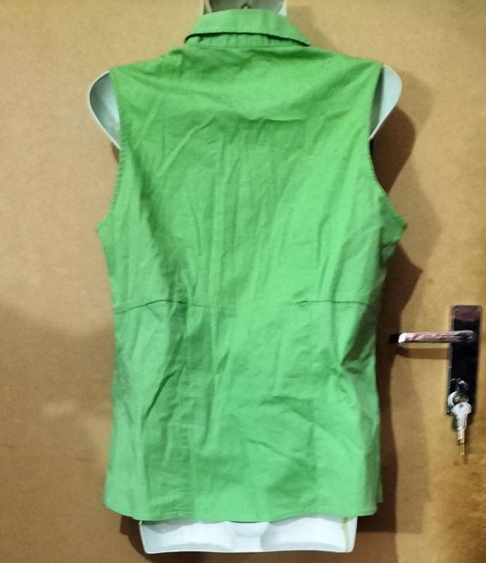 Ladies - Green Blouse - Make - Fashion Express - Size - 16
